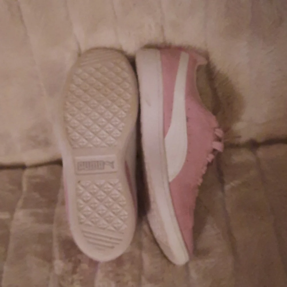 Puma sneakers - Picture 2 of 4